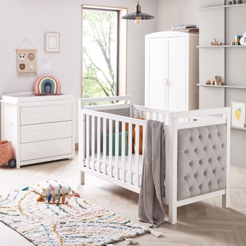 Deluxe best sale nursery set