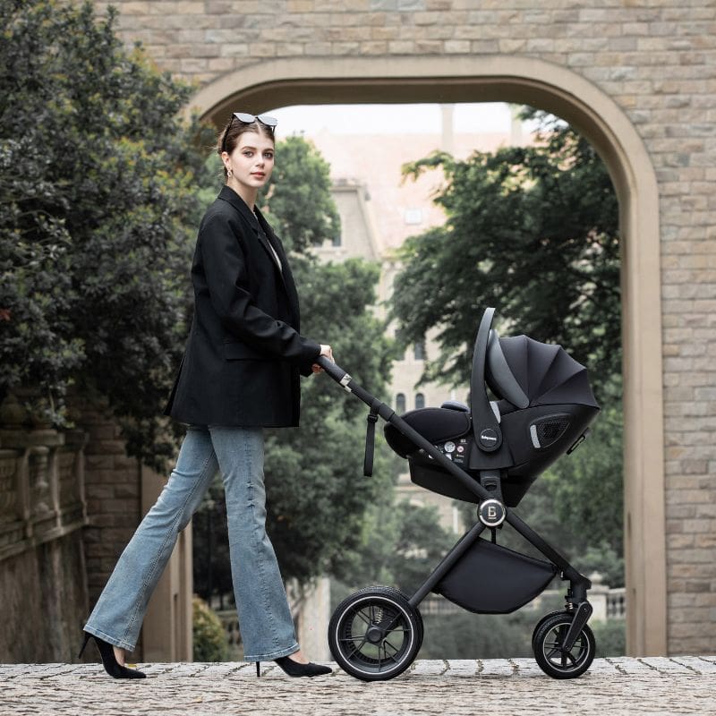 Babymore Kai Travel System Pecan with Base Forest Grey