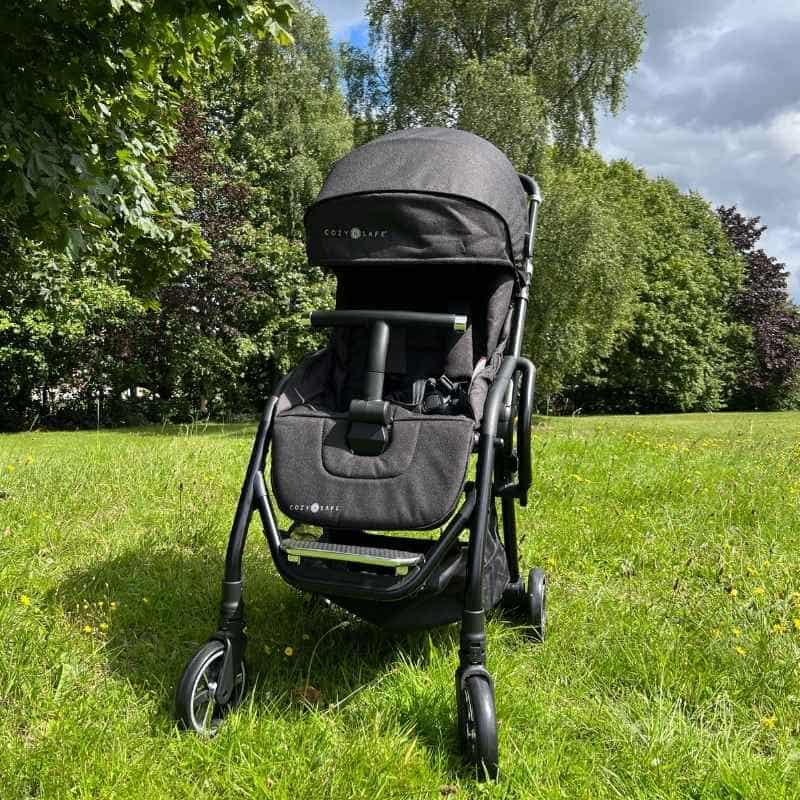  Cozy N Safe i-Metro stroller